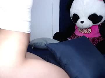 “Hey there! Mulan’s private chat’s open now. Let’s chat, US style, with some cool slang!”