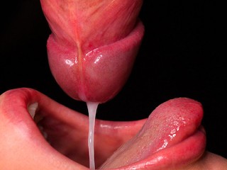 Intense close-up: optimal mouth for your penis. ASMR sucking, tongues and lips engulf.