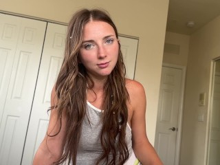 Macy’s step sister squirts, alleviating Scott’s depression in a household fantasy.