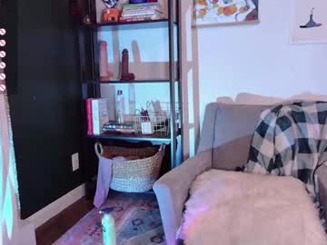 “Rach Discusses Body Positivity and BBW Culture”