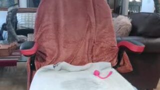 Hi, I’m Miss D :) Shows: 6 days a week (mornings) Weekdays shows: morning & afternoon Sundays Off old,milf,c2c,bigclit,bigboobs